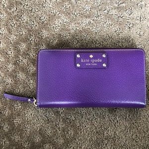 Kate Spade Zipper Wallet